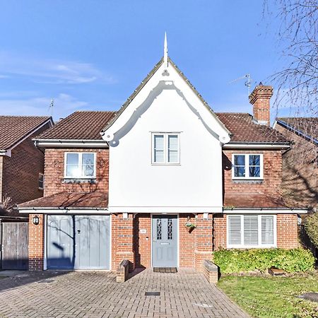 The Woodlands, Shortstay, Ideal For Families, Relocation, Contractors, Travel Stay Horley Exterior foto
