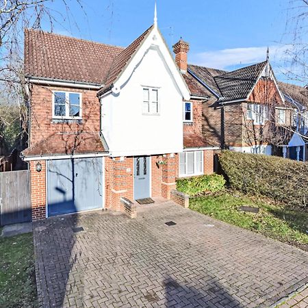 The Woodlands, Shortstay, Ideal For Families, Relocation, Contractors, Travel Stay Horley Exterior foto